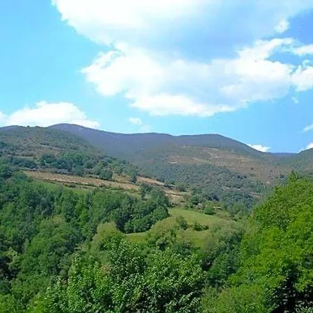 Отель L'era De Cal Bastida Эстамариу